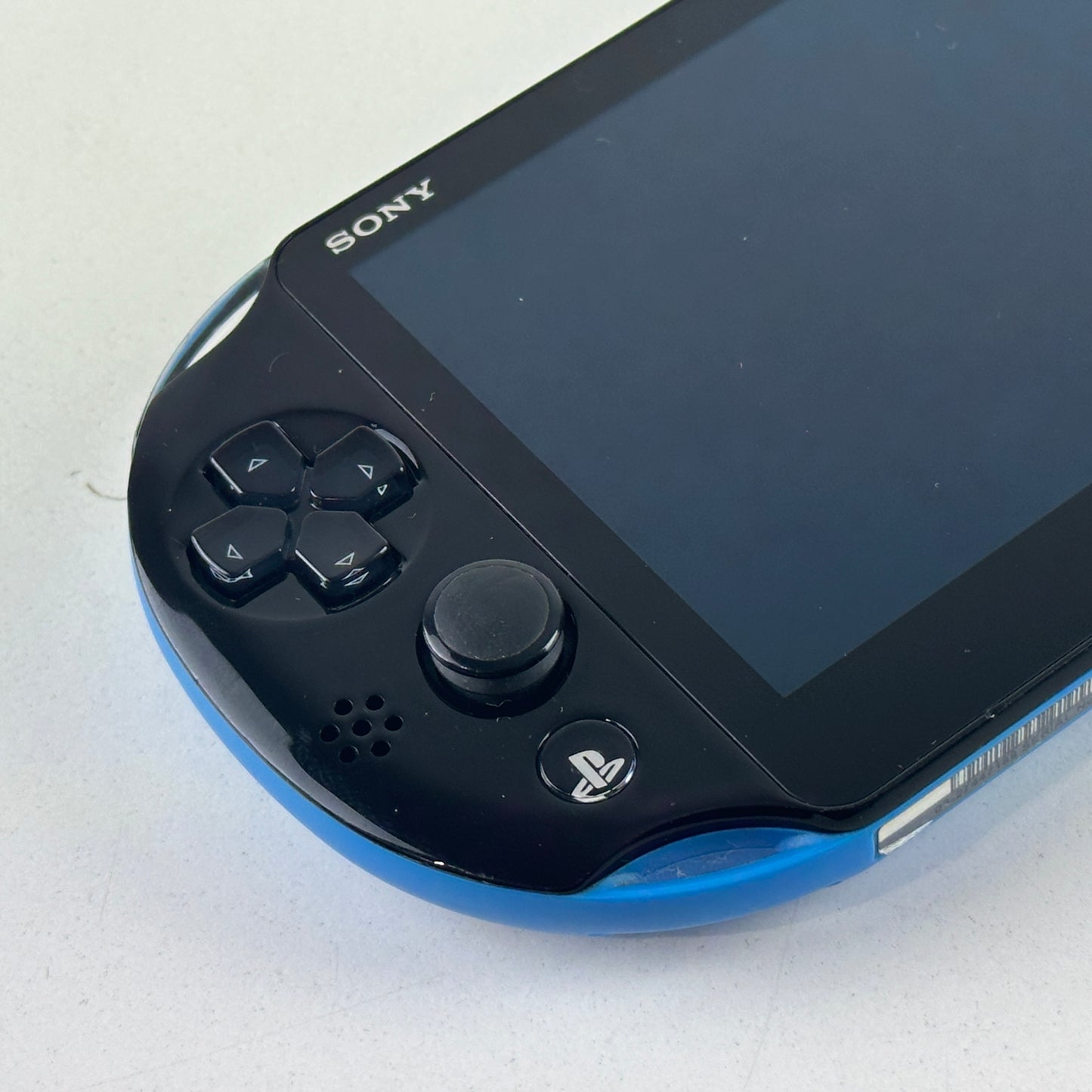 Sony PS Vita Blue Black PCH-2000ZX18
