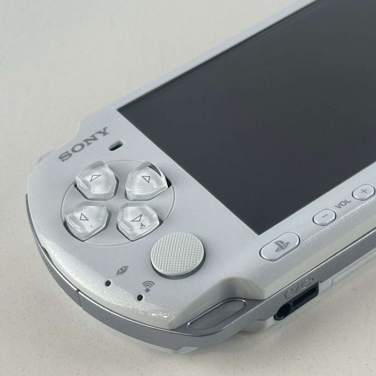 Sony PSP 3000 Pearl White PSP-3000PW
