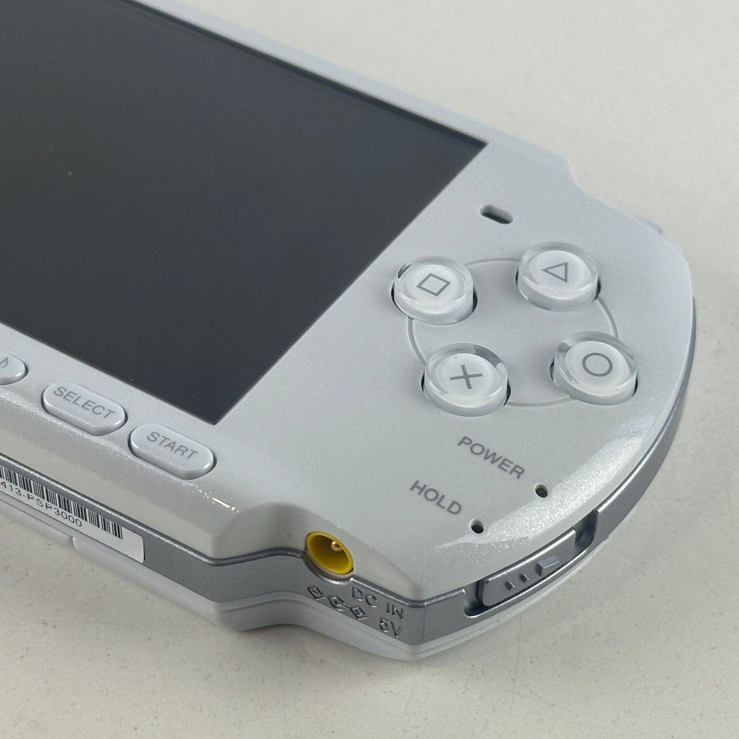 Sony PSP 3000 Pearl White PSP-3000PW