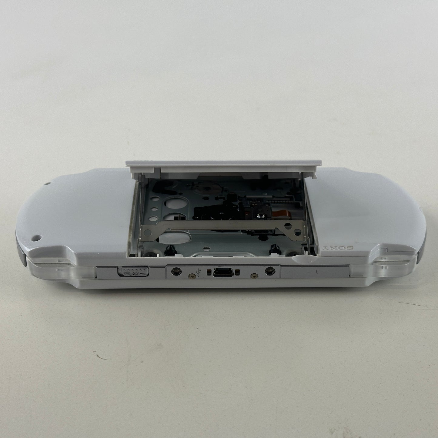 Sony PSP 3000 Pearl White PSP-3000PW No Box
