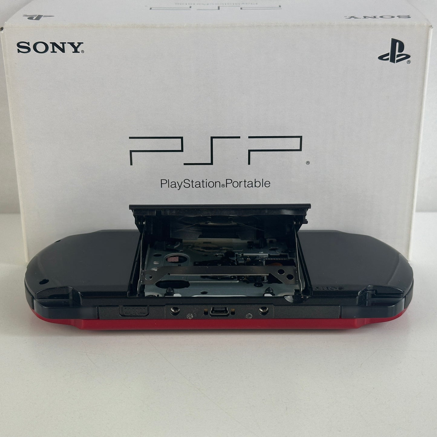 Sony PSP 3000 Red Black Value Pack PSP-3000XRB