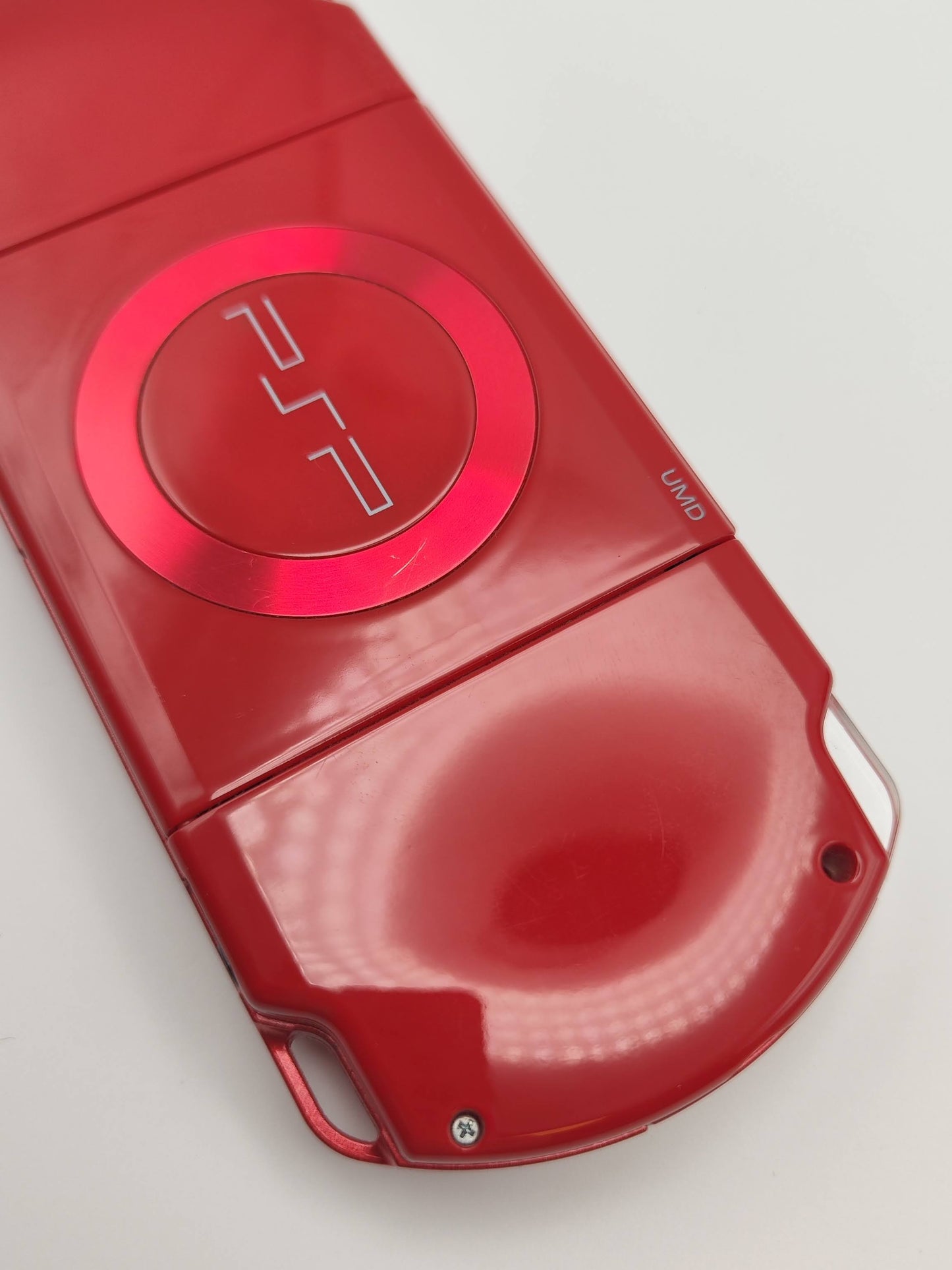 Sony PSP 2000 Deep Red Value Pack PSP-2000DR