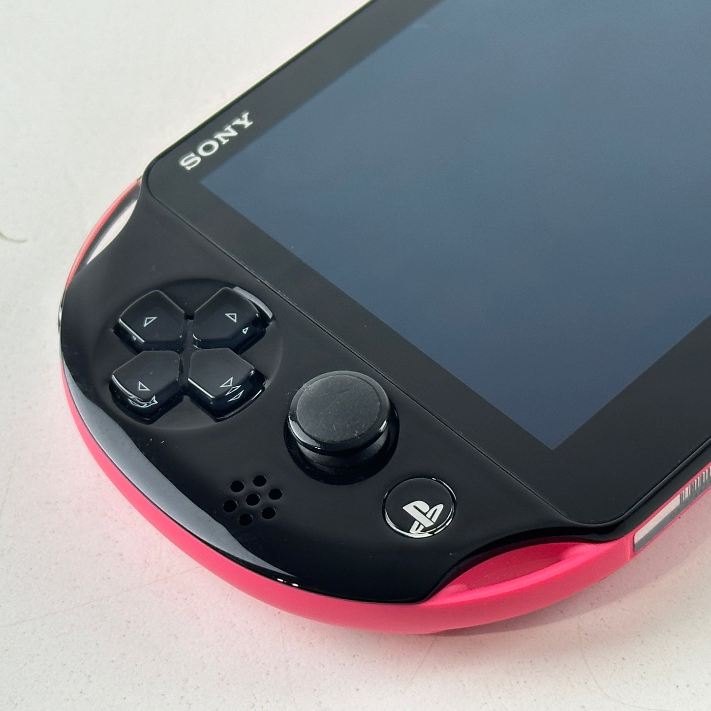 Sony PS Vita Pink Black PCH-2000ZA15 No Box