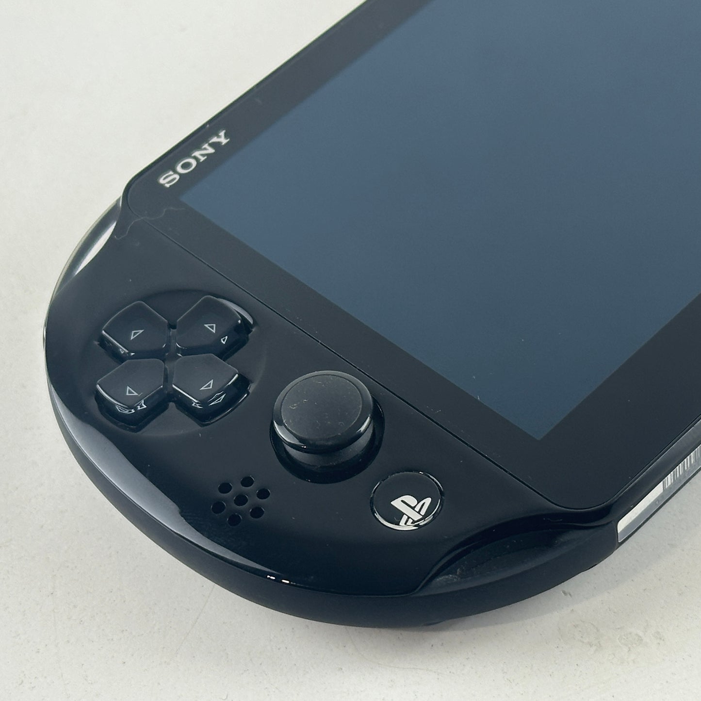 Sony PS Vita Black Value Pack PCH-2000ZX17 No Box