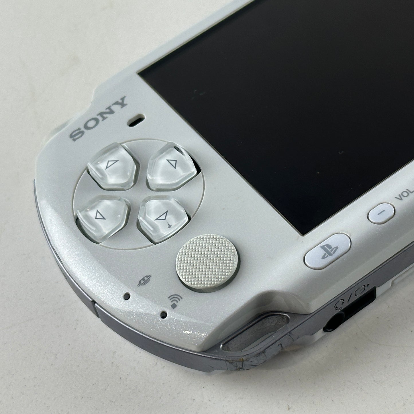 Sony PSP 3000 Pearl White PSP-3000PW No Box