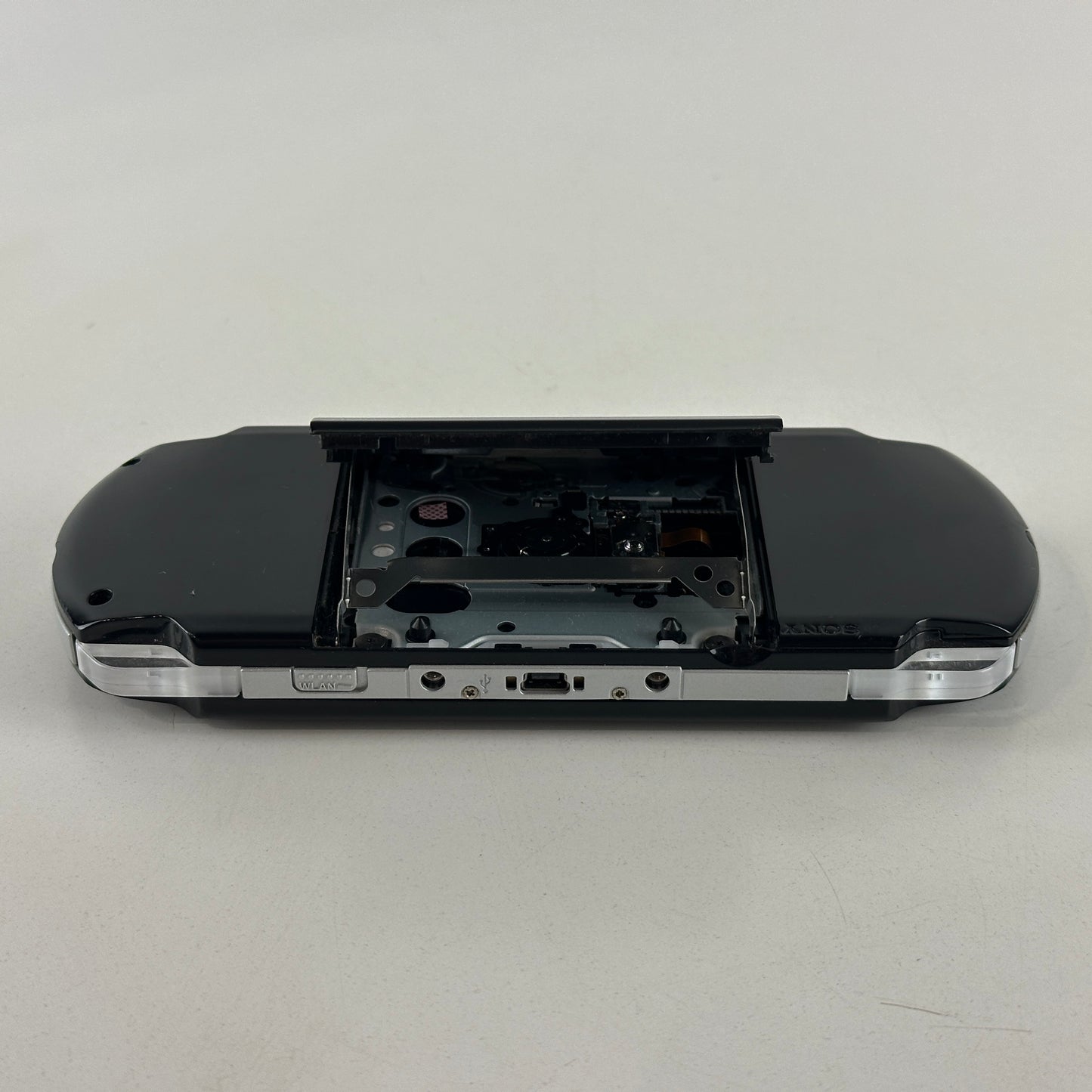 Sony PSP 2000 Piano Black PSP-2000PB No Box