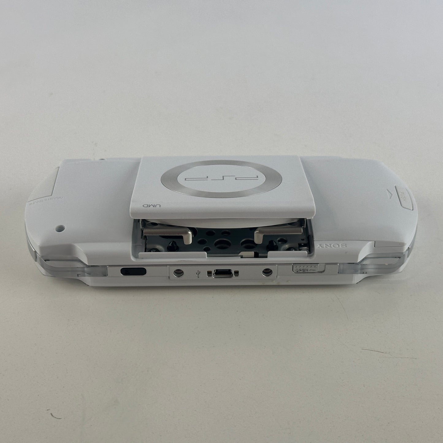 Sony PSP 1000 Ceramic White Value Pack PSP-1000KCW No Box
