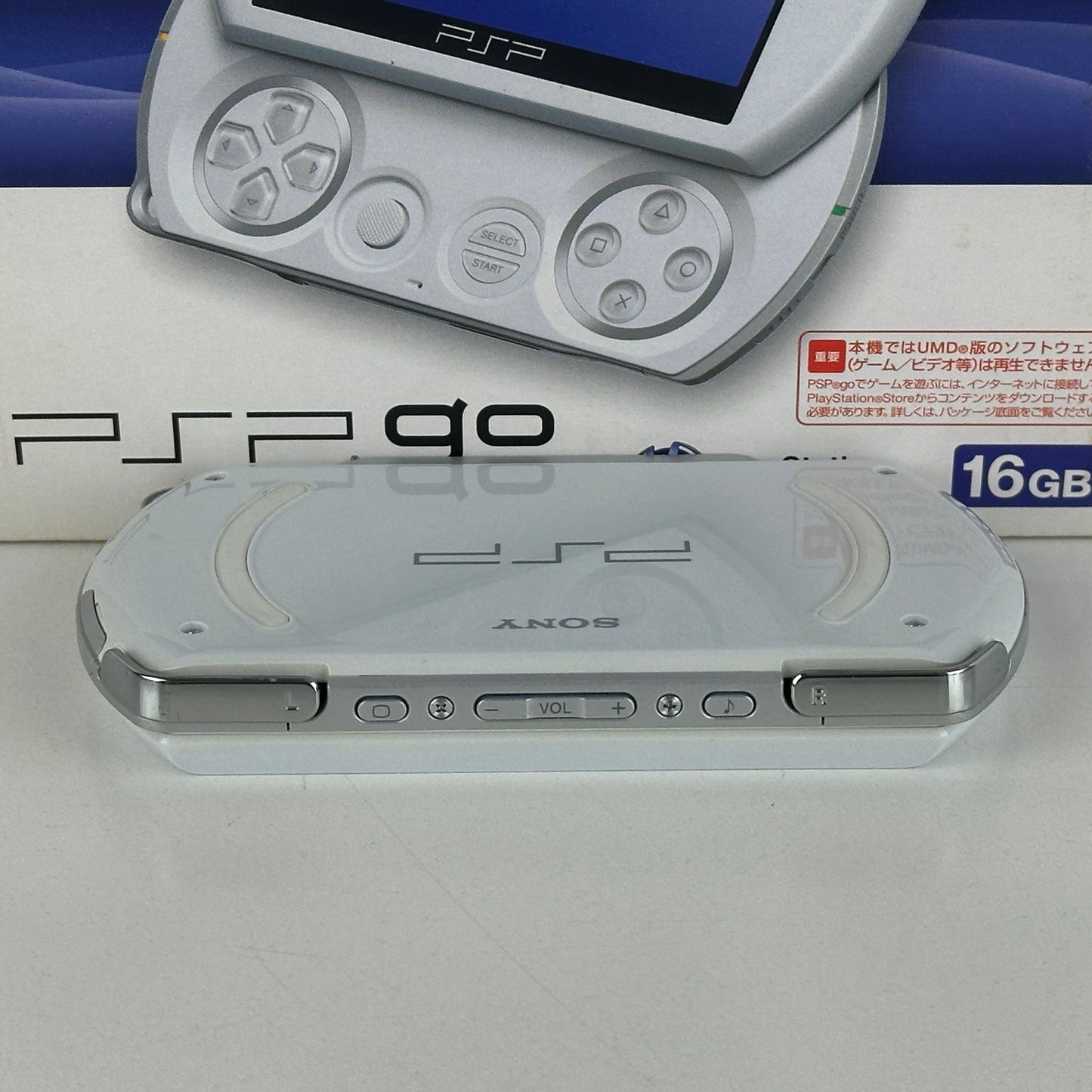 Sony PSP GO Pearl White PSP-N1000PW