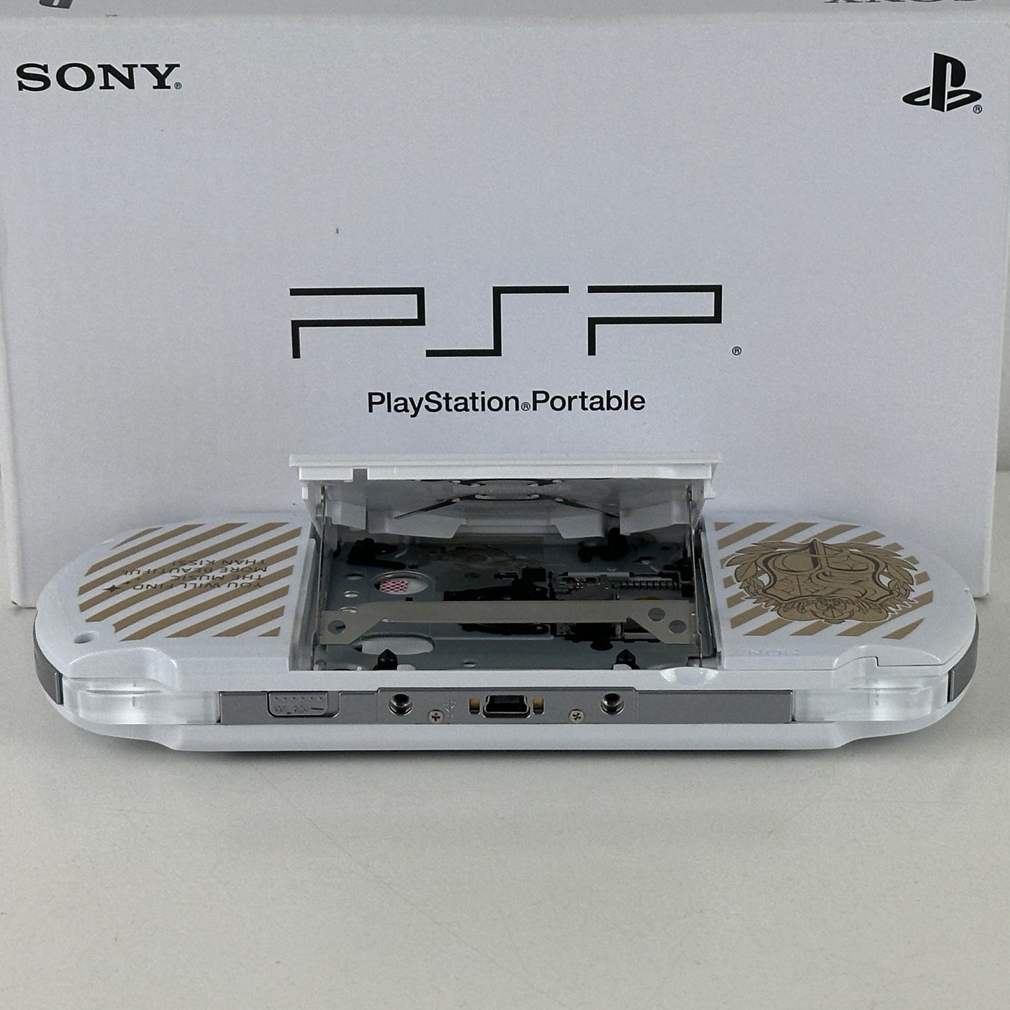 [RARE] Sony PSP 3000 Uta no Prince sama PSP-3000XQW