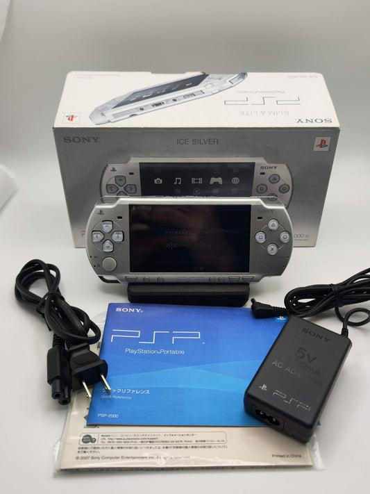 Sony PSP 2000 Ice Silver PSP-2000IS