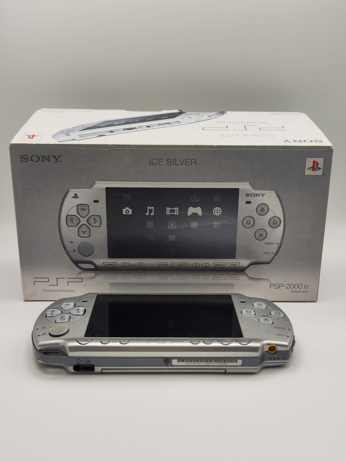 Sony PSP 2000 Ice Silver PSP-2000IS