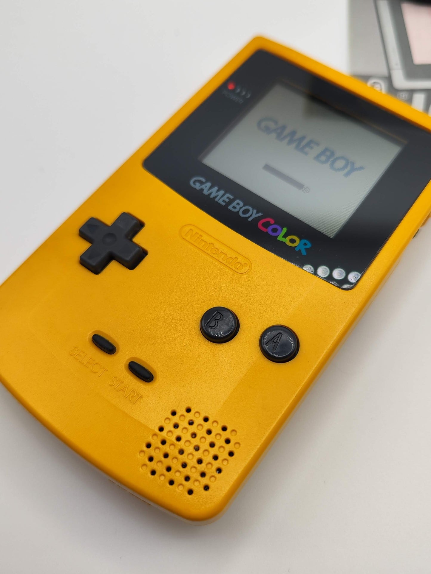 Nintendo Game Boy Color Yellow CGB-001