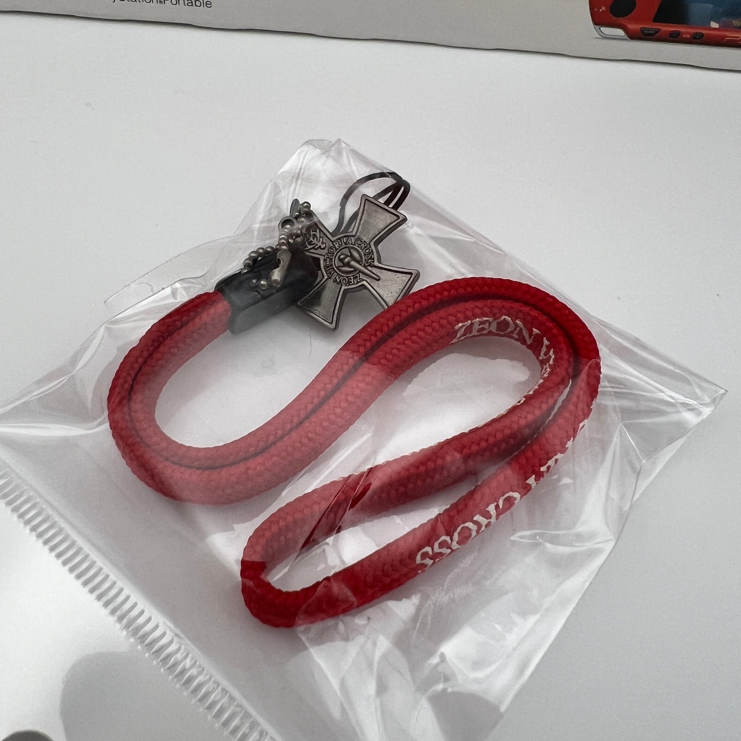 Sony PSP 2000 Gundam Giren no Yabou Neo Zeon Red PSP-2000ZR