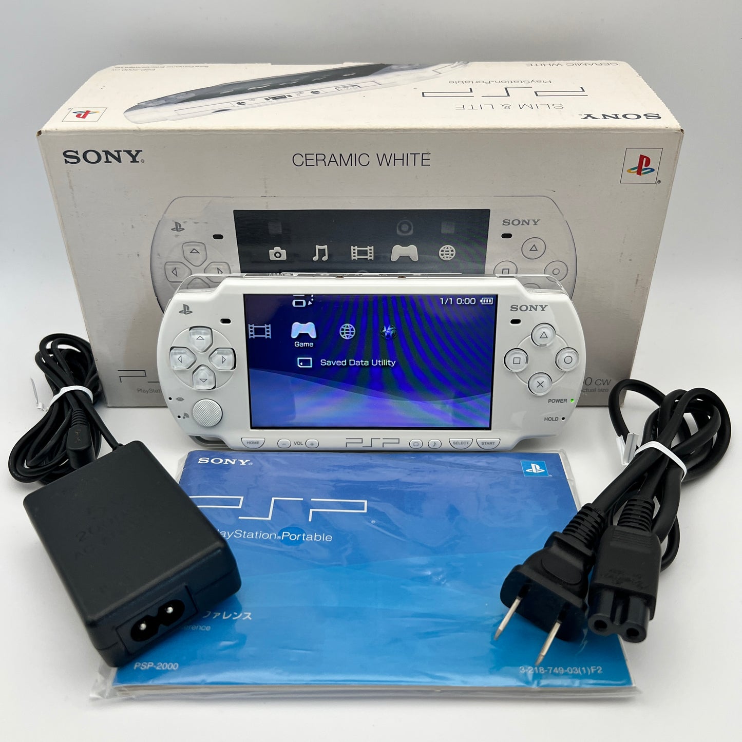 Sony PSP 2000 Ceramic White PSP-2000CW