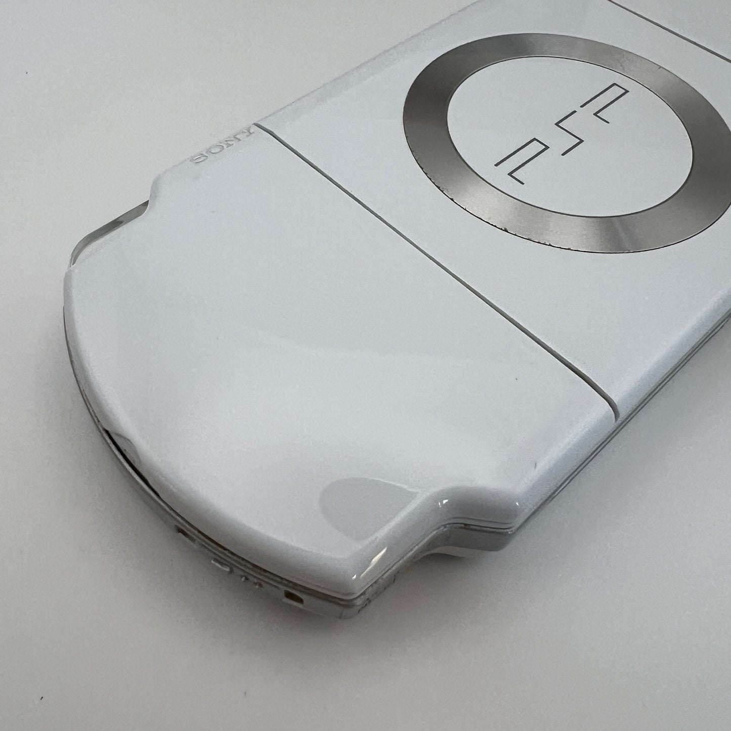 Sony PSP 2000 Ceramic White PSP-2000CW