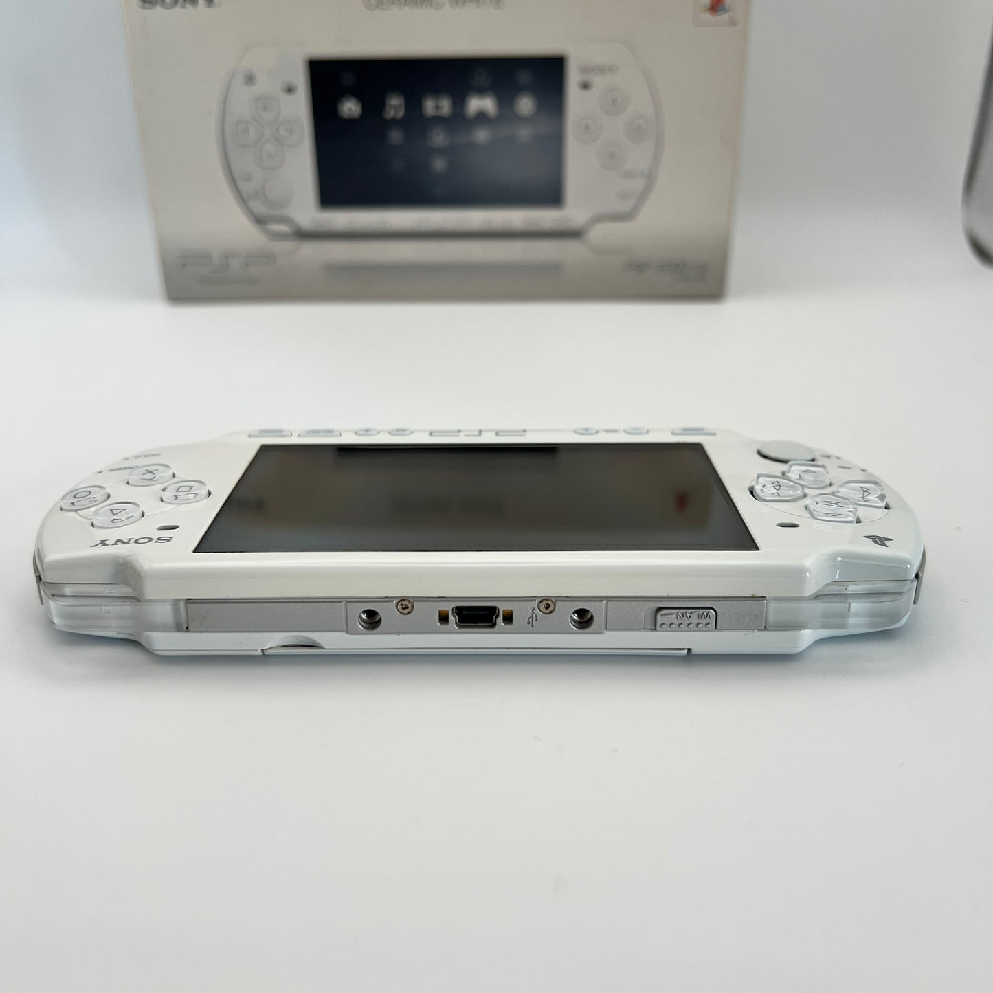 Sony PSP 2000 Ceramic White PSP-2000CW