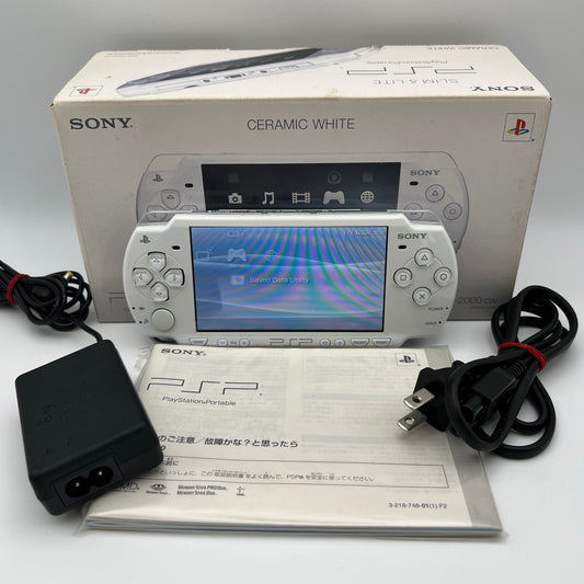 Sony PSP 2000 Ceramic White PSP-2000CW