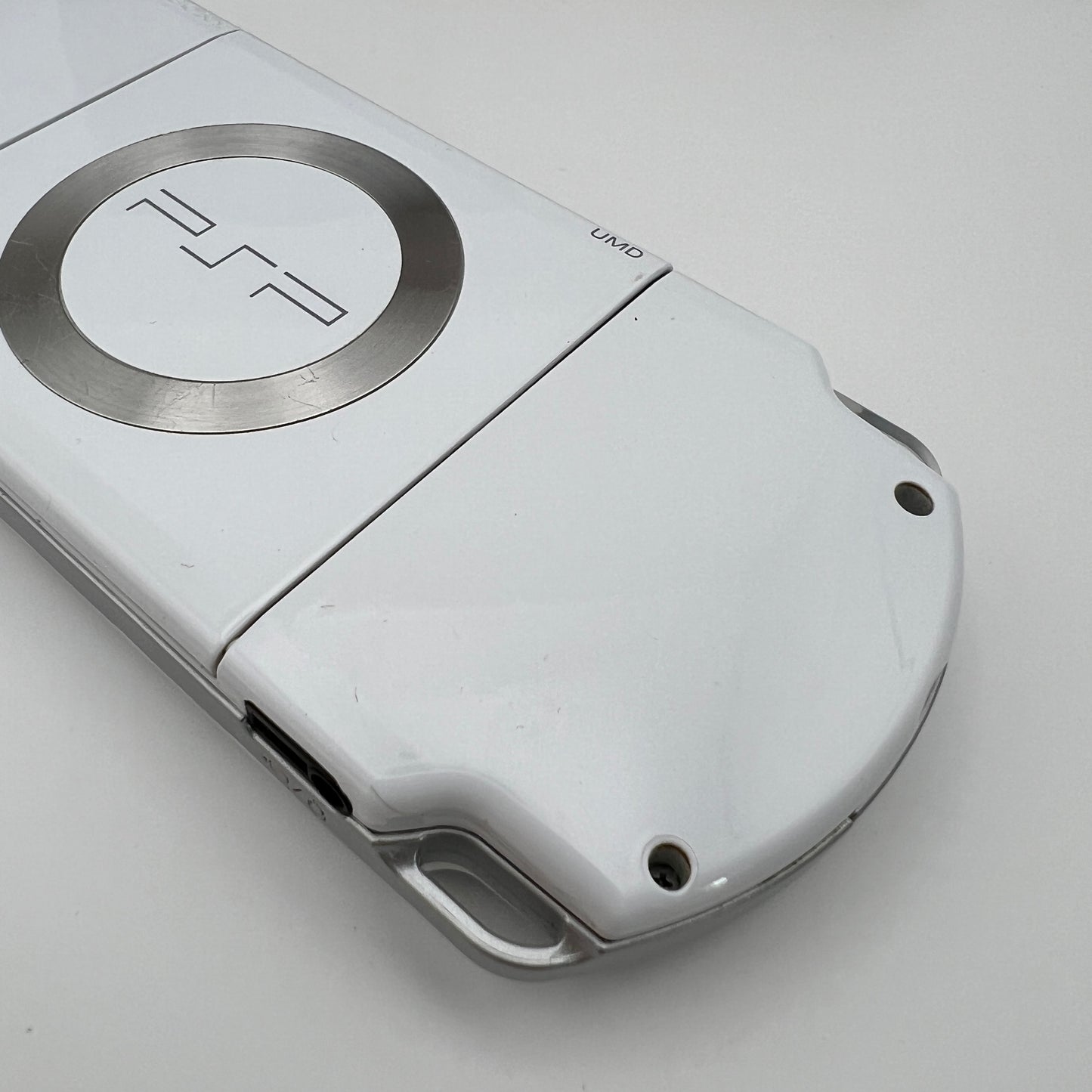 Sony PSP 2000 Ceramic White PSP-2000CW