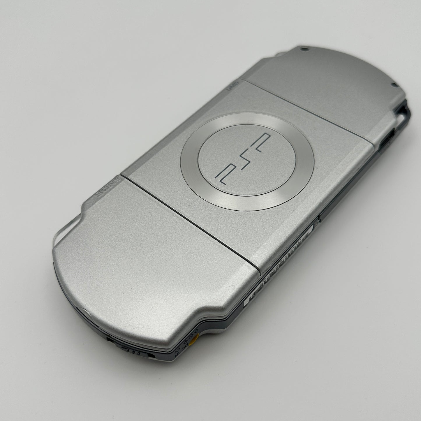 Sony PSP 2000 Ice Silver PSP-2000IS